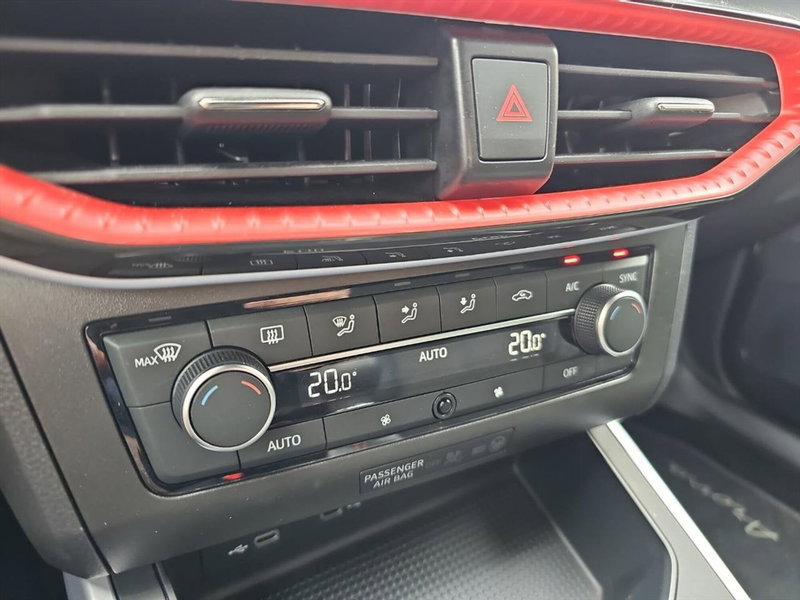 SEAT Arona usata a Lecco (16)