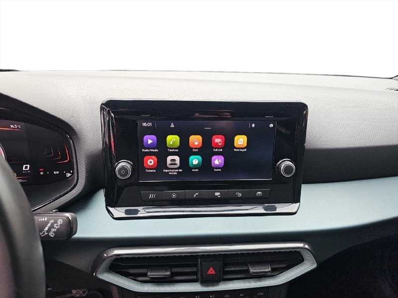 SEAT Arona usata a Lecco (14)