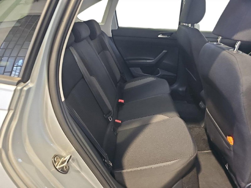 Volkswagen Taigo usata a Lecco (12)