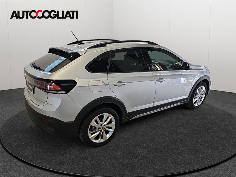 Volkswagen Taigo usata a Lecco (6)