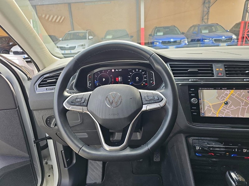Volkswagen Tiguan usata a Lecco (10)