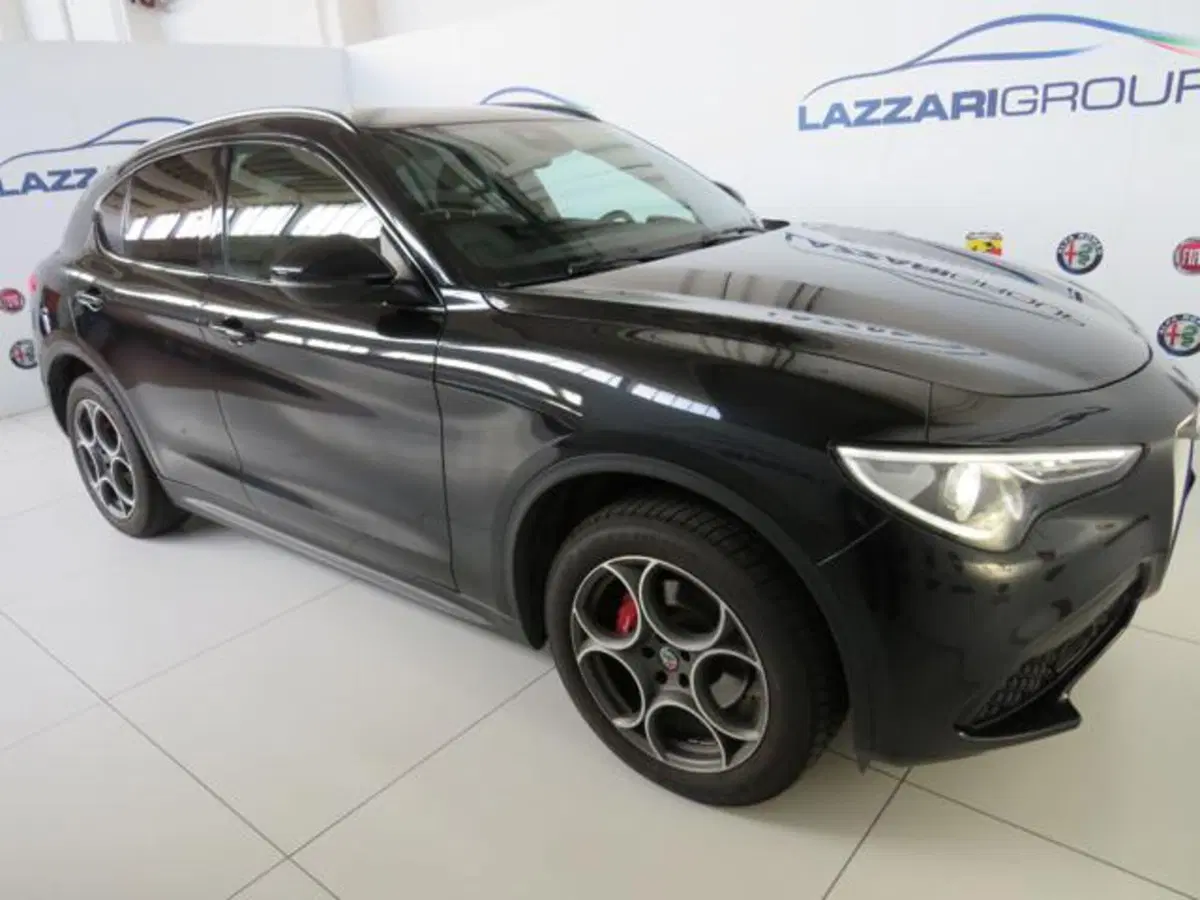 Alfa Romeo Stelvio usata a Lodi (5)