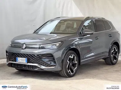 Volkswagen Tiguan Allspace 2.0 tdi R-Line 150cv dsg del 2025 usata a Albano Laziale