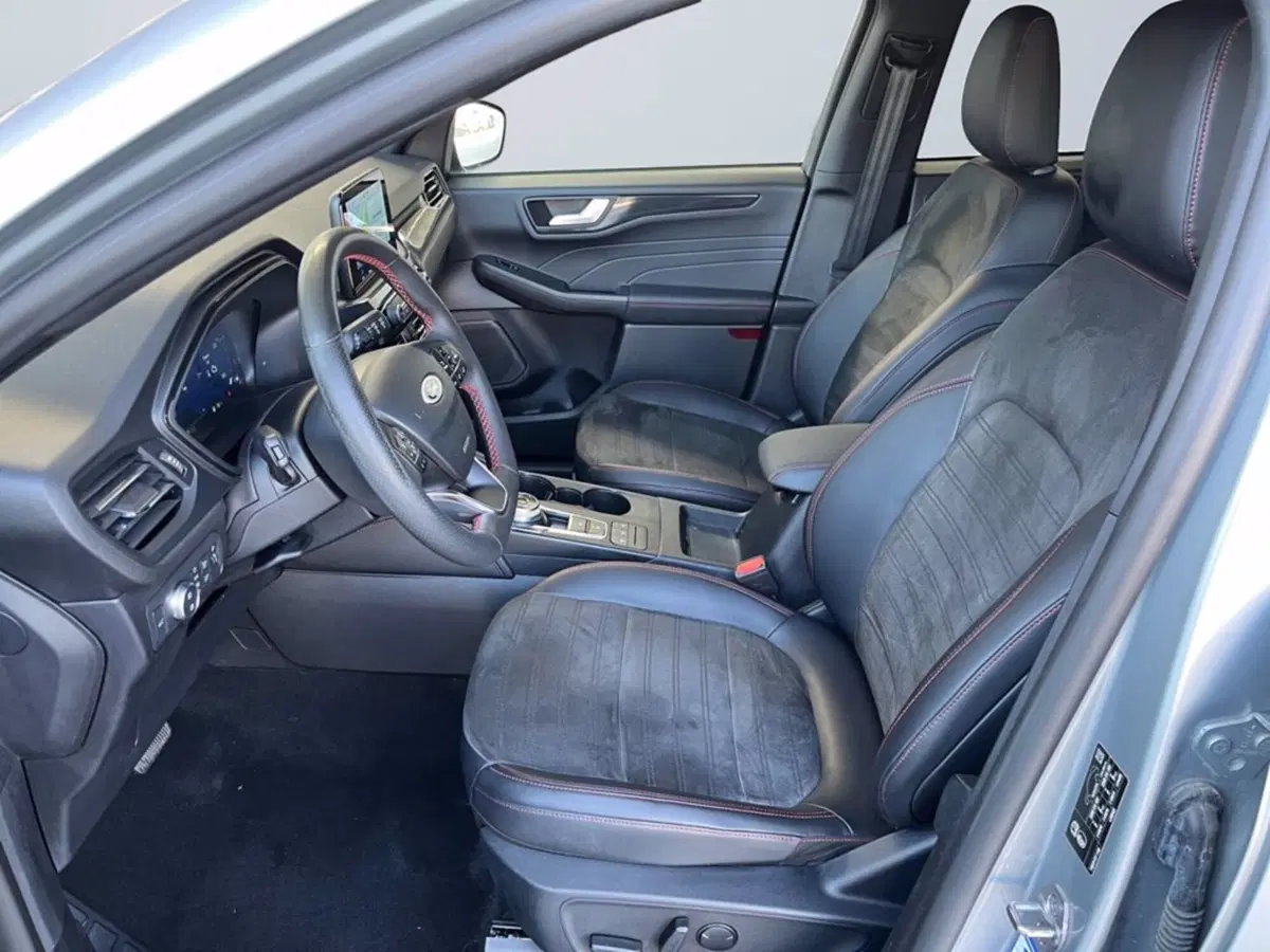 Ford Kuga usata a Milano (10)