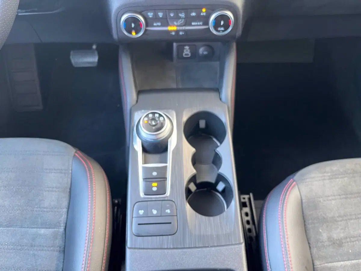 Ford Kuga usata a Milano (16)