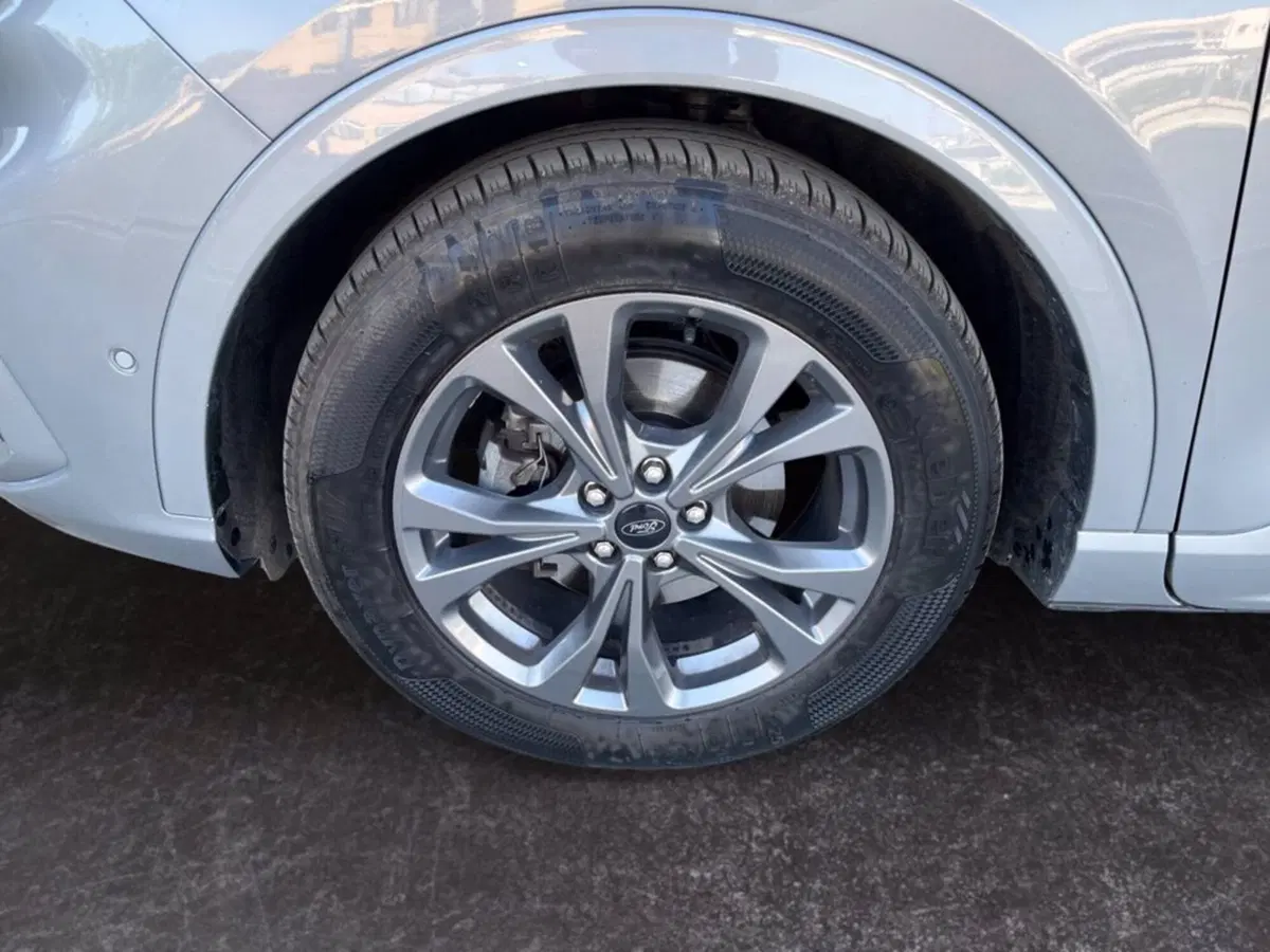 Ford Kuga usata a Milano (9)