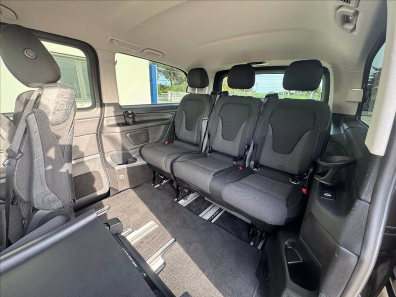 Mercedes-Benz Classe V usata a Matera (11)