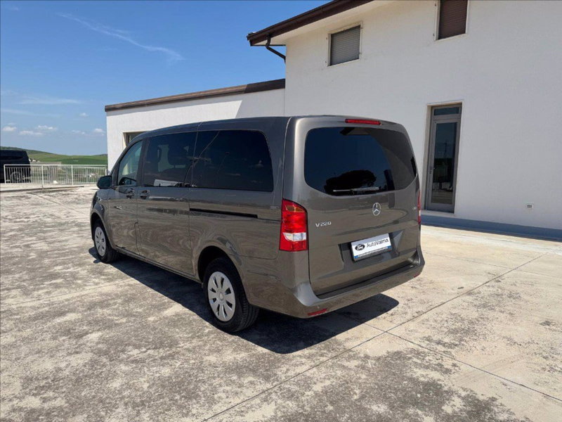 Mercedes-Benz Classe V usata a Matera (4)