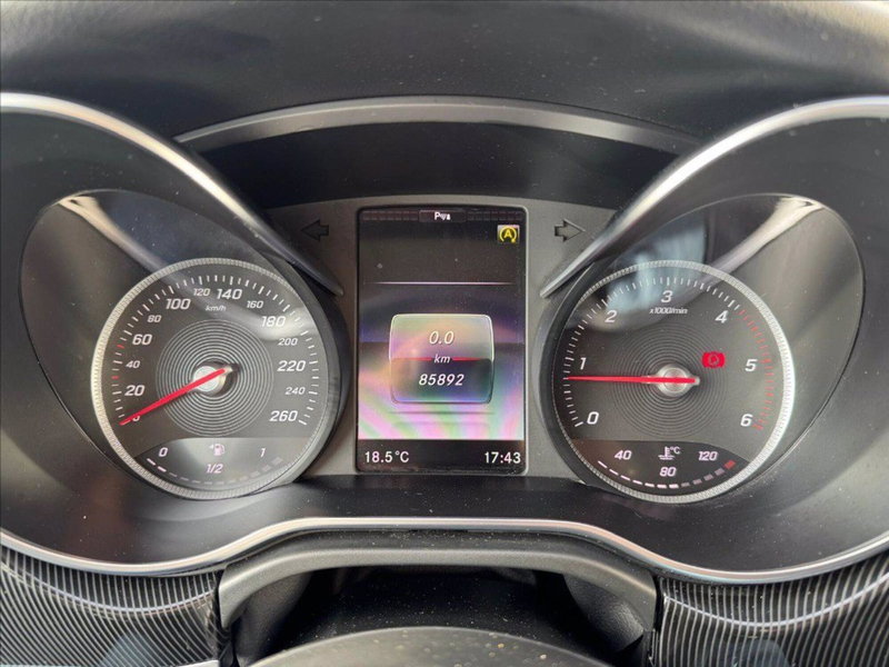 Mercedes-Benz Classe V usata a Matera (9)