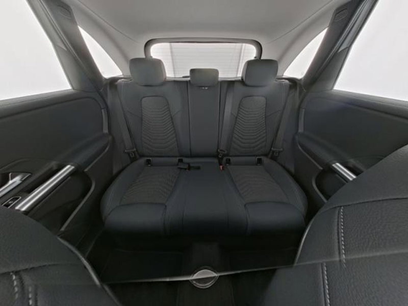 Mercedes-Benz Classe B usata a Milano (7)