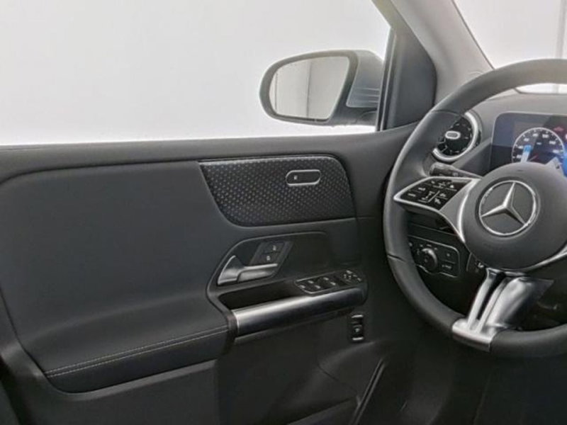 Mercedes-Benz Classe B usata a Milano (8)