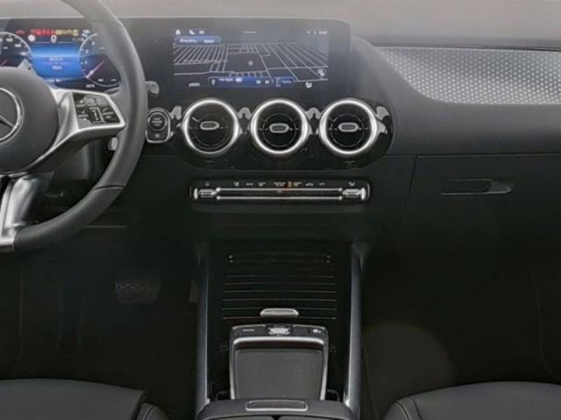 Mercedes-Benz Classe B usata a Milano (9)