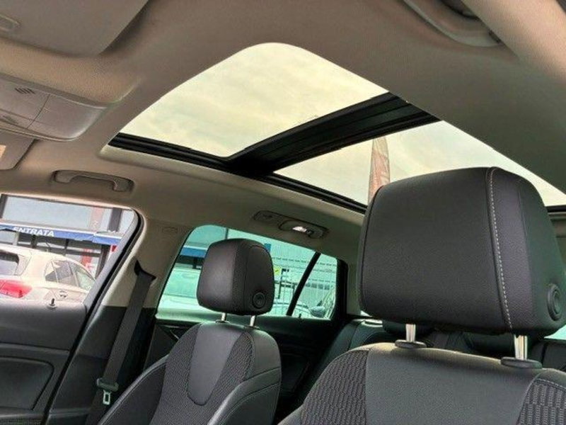 Opel Insignia Station Wagon usata a Milano (13)