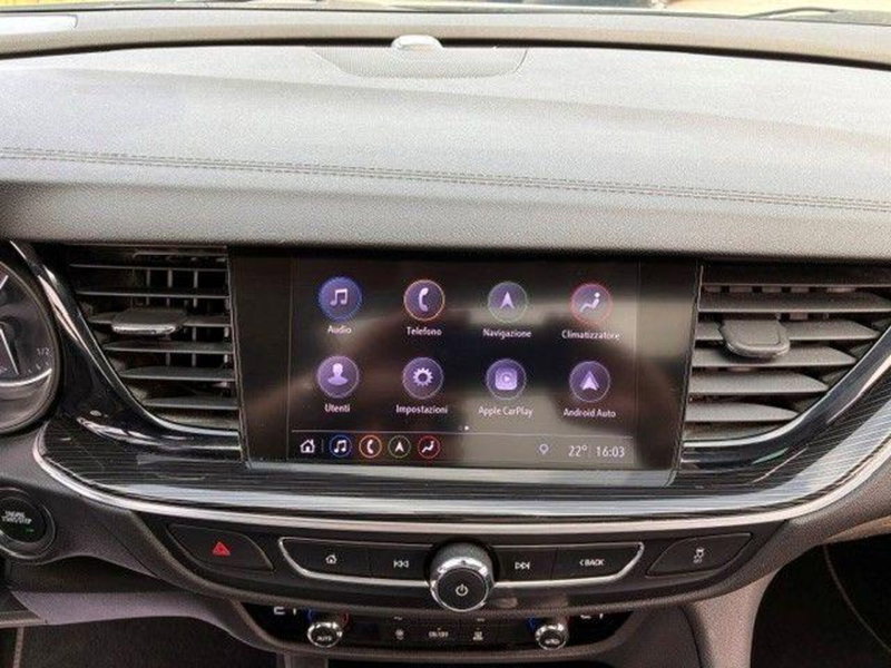 Opel Insignia Station Wagon usata a Milano (9)