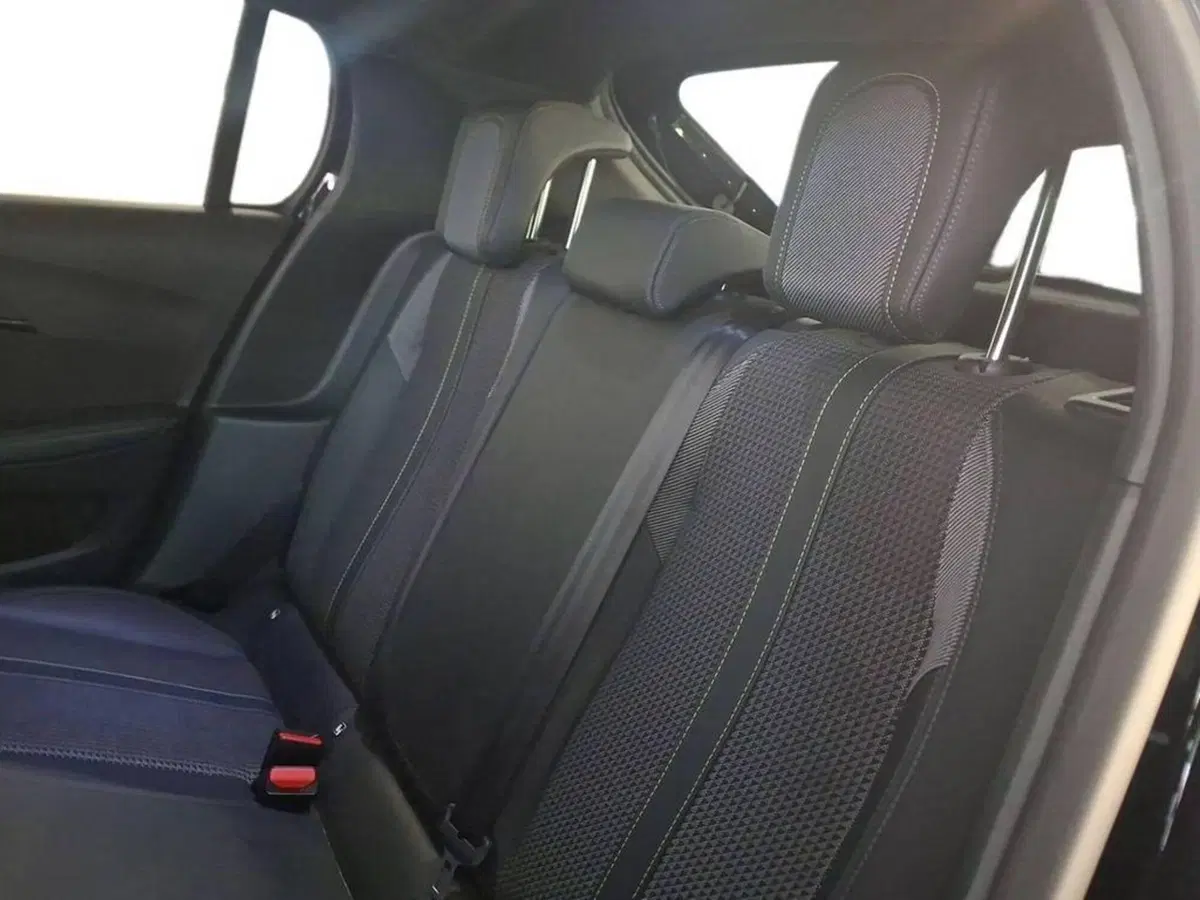 Peugeot 208 usata a Torino (13)