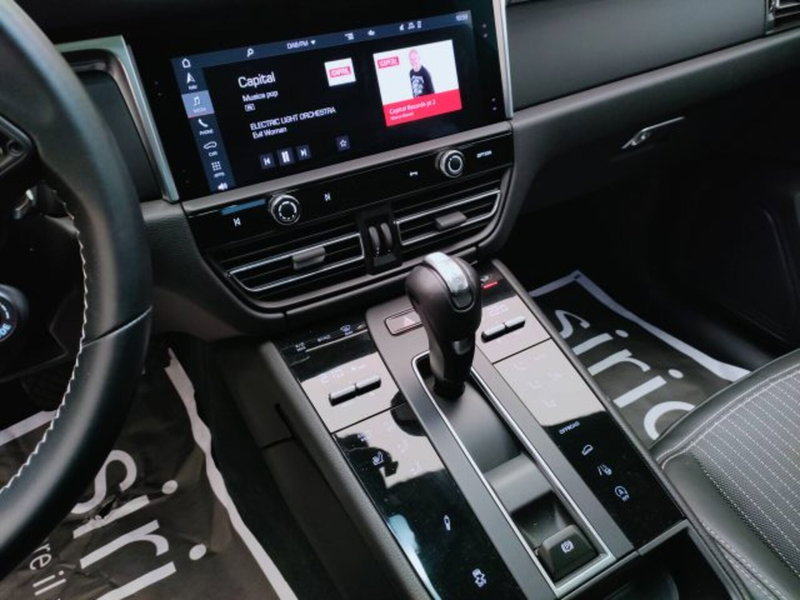 Porsche Macan usata a Teramo (12)