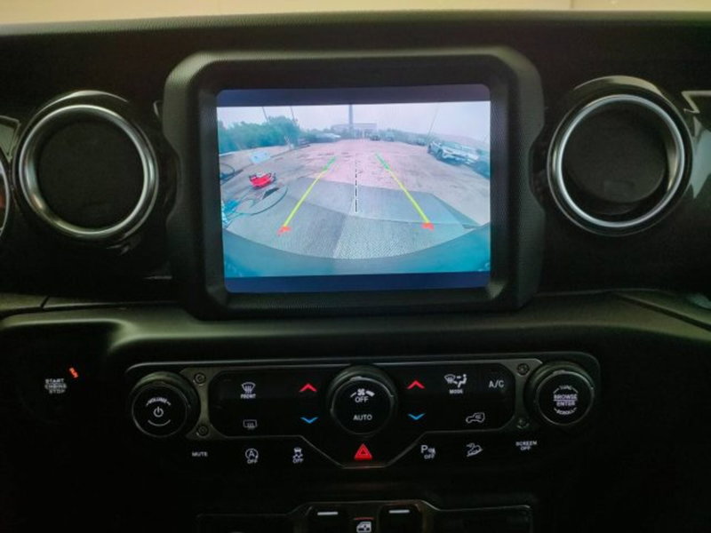 Jeep Wrangler Unlimited usata a Teramo (12)