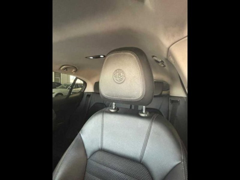 Alfa Romeo Stelvio usata a Caltanissetta (12)