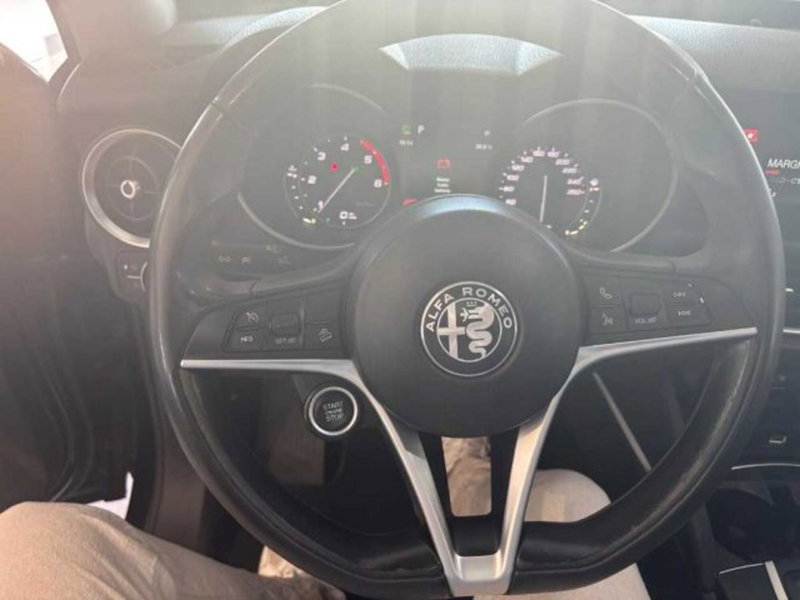 Alfa Romeo Stelvio usata a Caltanissetta (6)