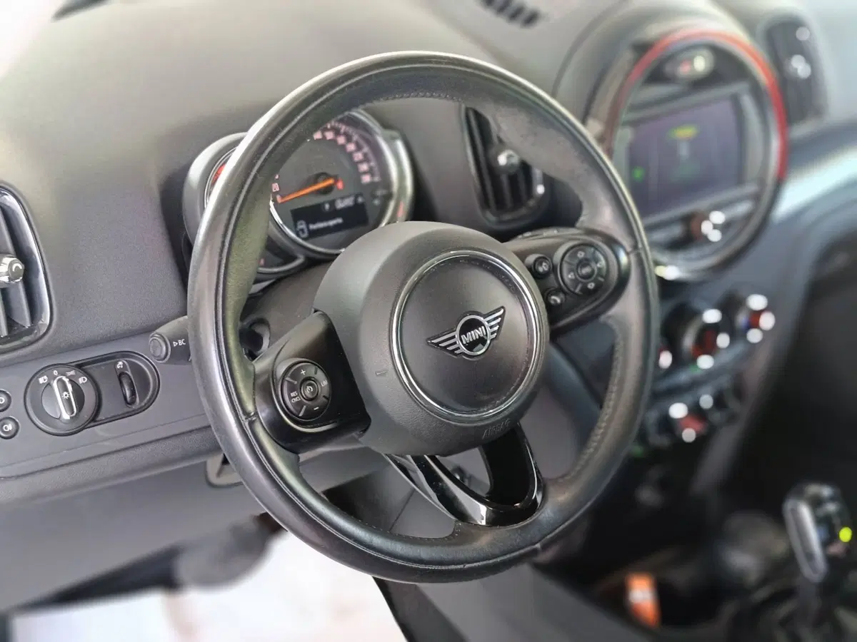 MINI Mini Countryman usata a Ascoli Piceno (14)