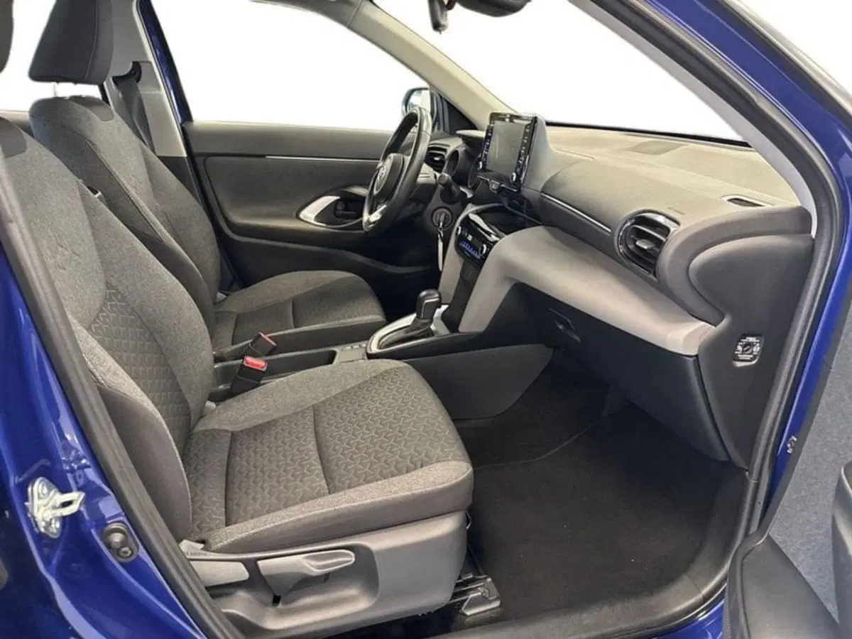 Toyota Yaris Cross usata a Prato (16)