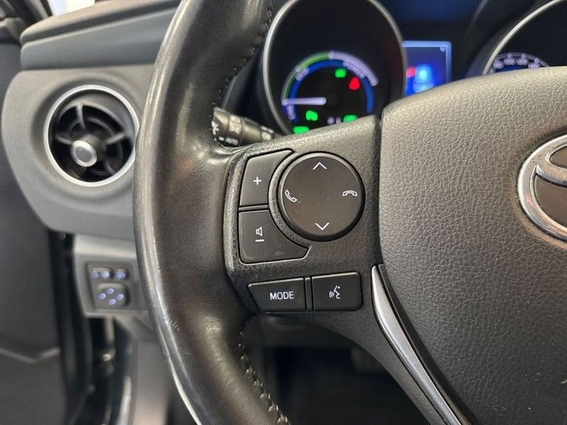 Toyota Auris usata a Prato (11)