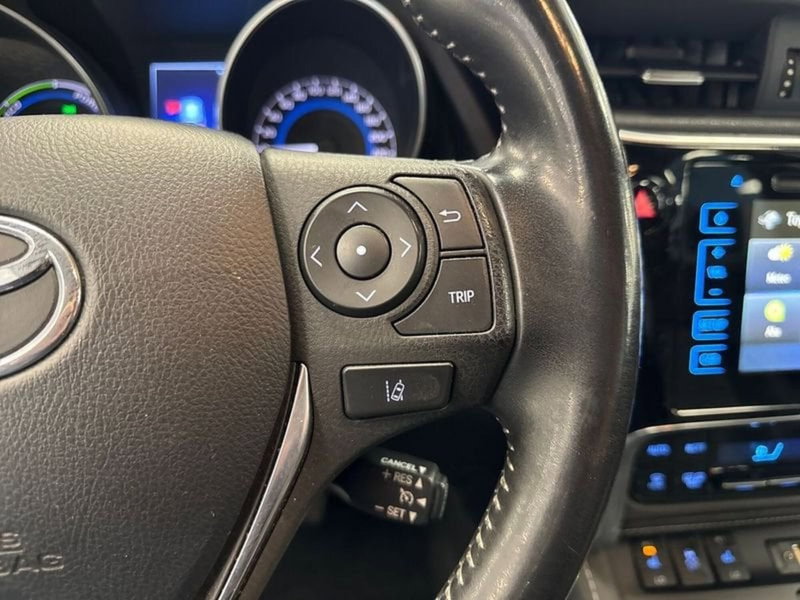 Toyota Auris usata a Prato (12)