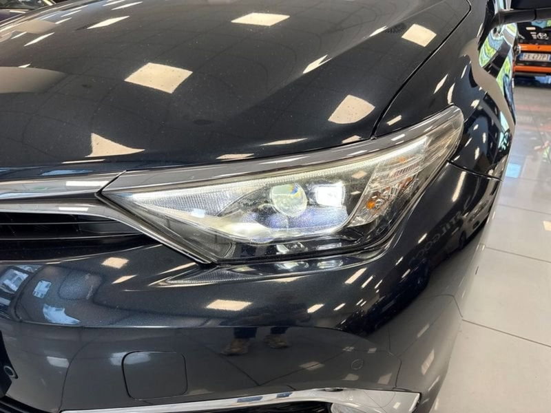 Toyota Auris usata a Prato (8)
