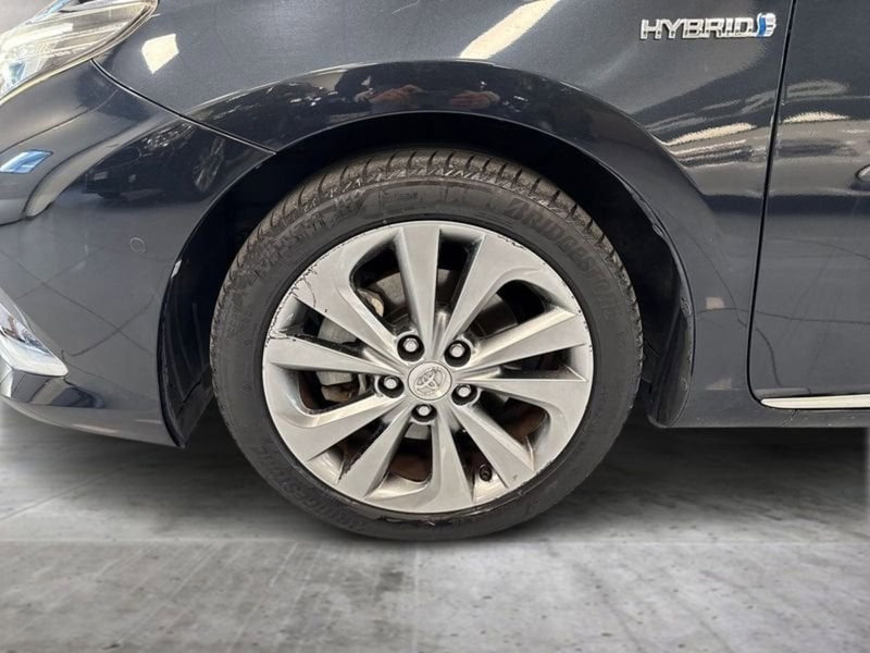 Toyota Auris usata a Prato (9)