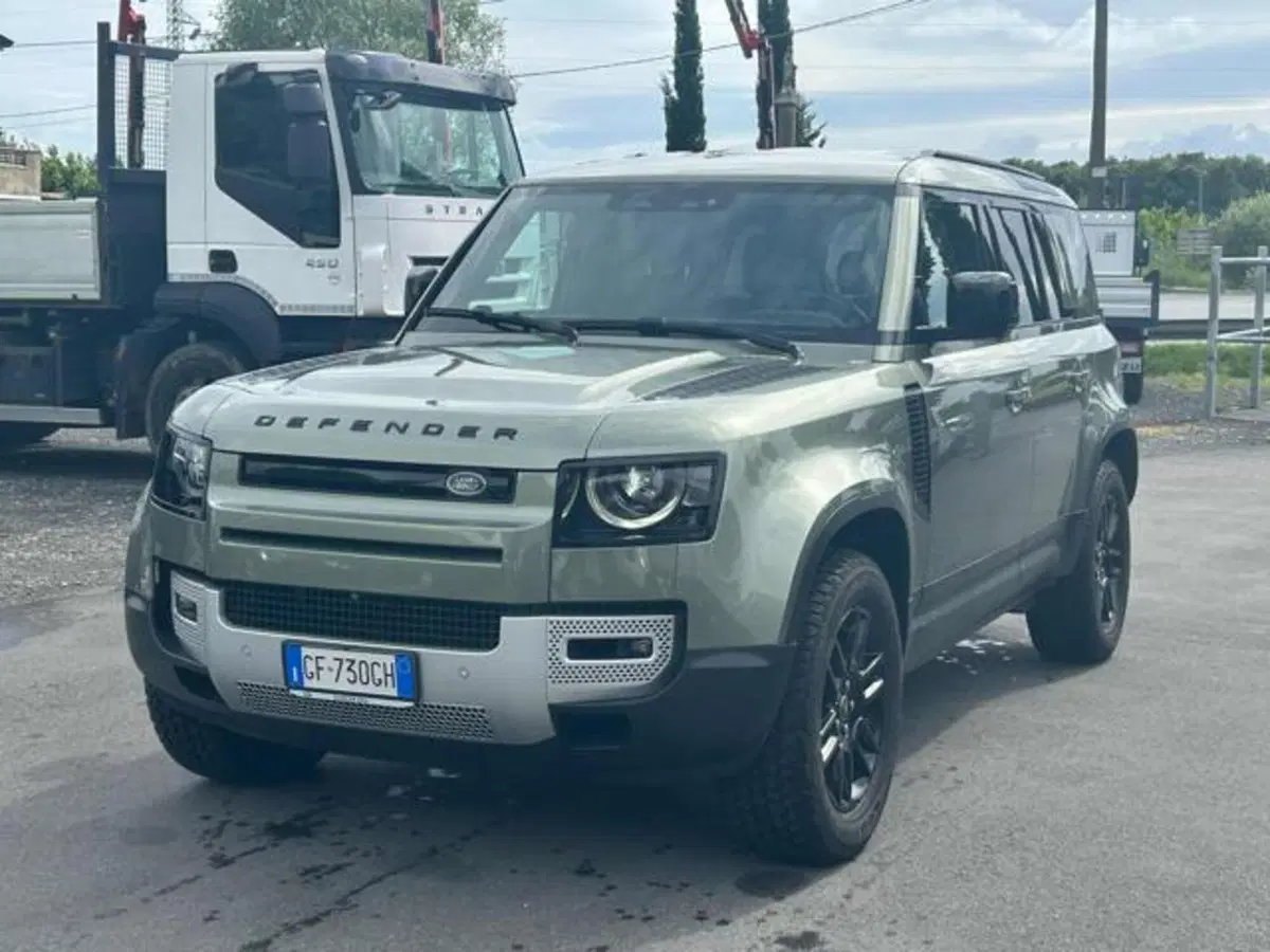 Land Rover Defender usata a Lucca (11)