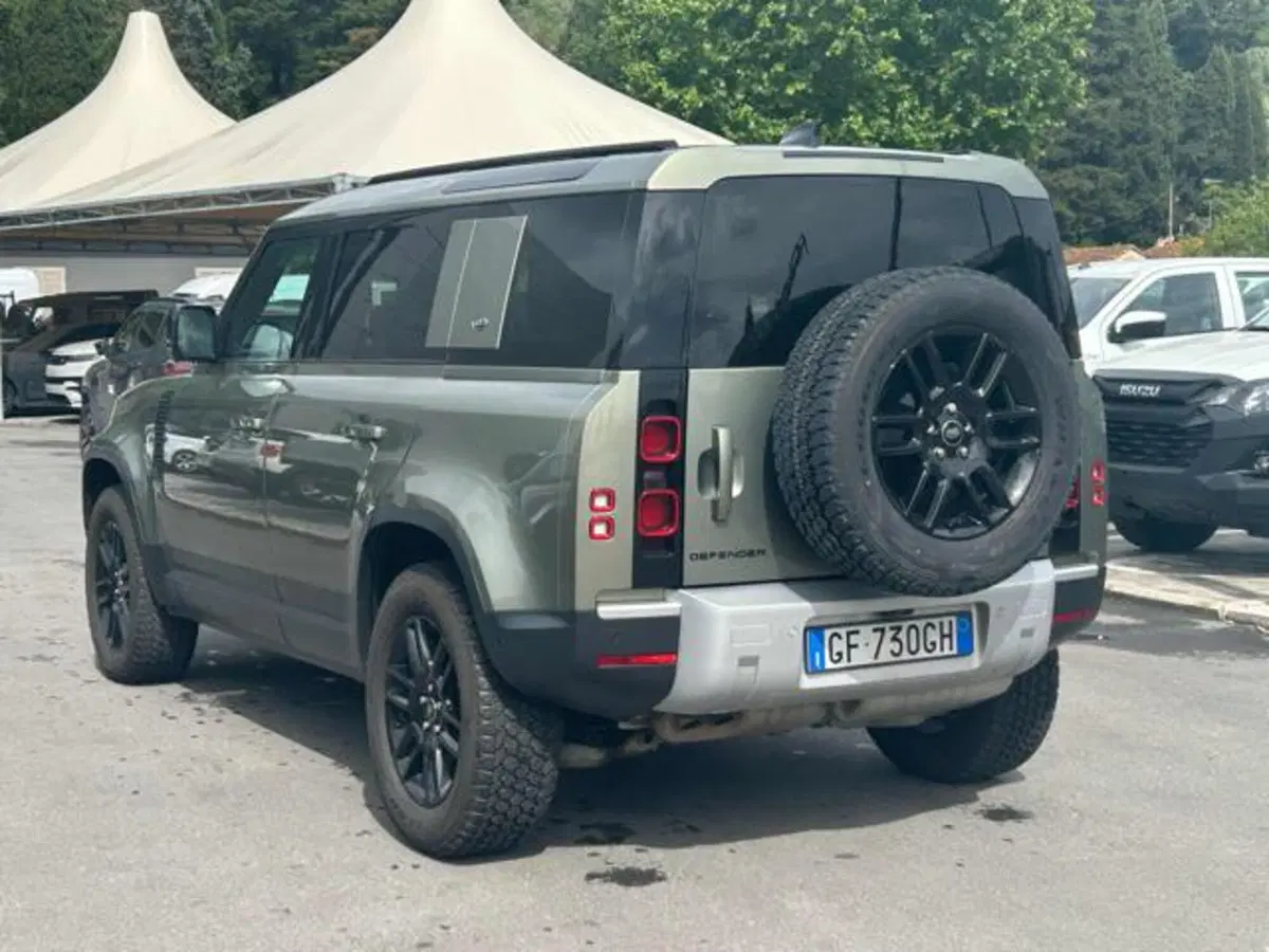 Land Rover Defender usata a Lucca (6)
