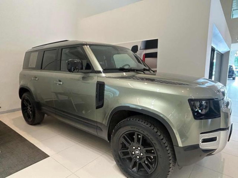 Land Rover Defender usata a Lucca (8)