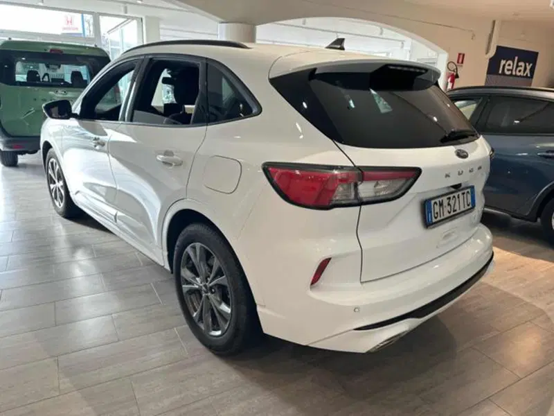Ford Kuga usata a Lucca (3)