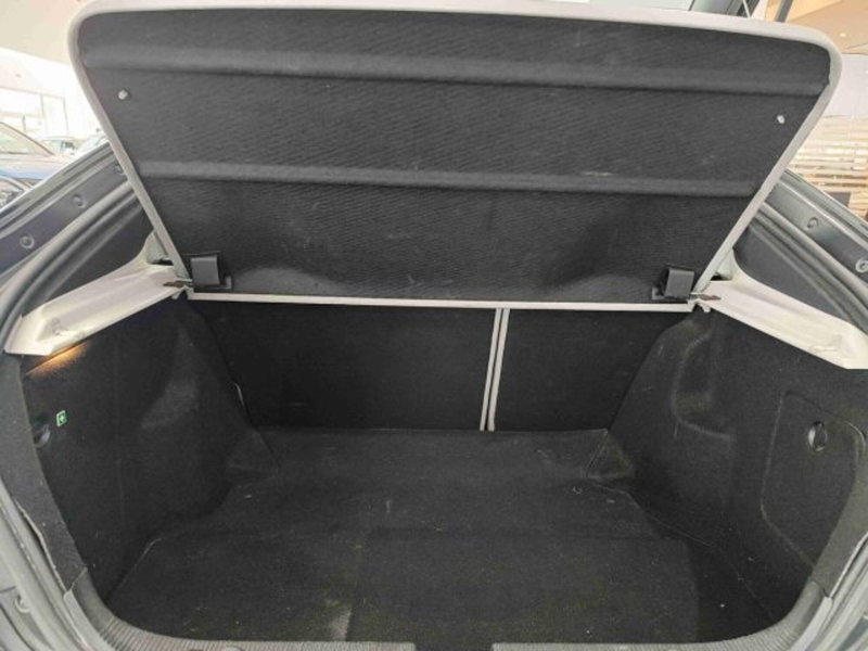 Mercedes-Benz CLC usata a Catania (12)