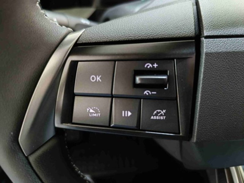 Opel Mokka nuova a Catania (17)