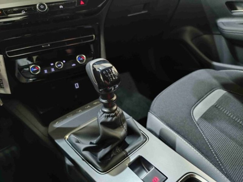 Opel Mokka nuova a Catania (8)