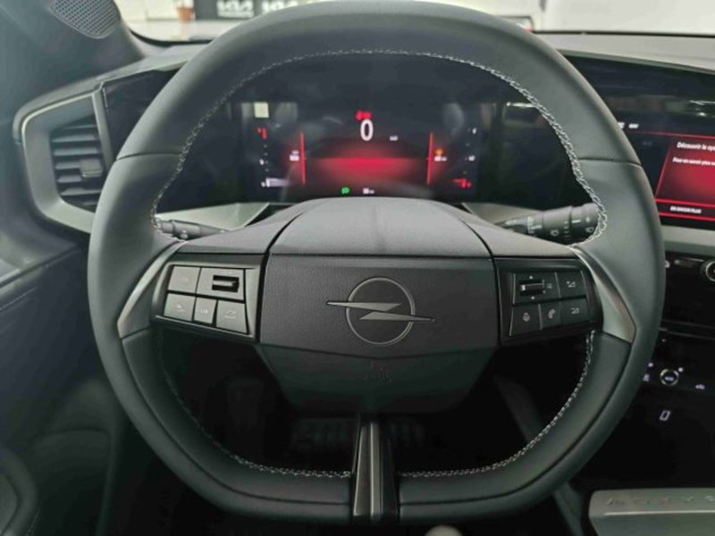 Opel Mokka nuova a Catania (16)