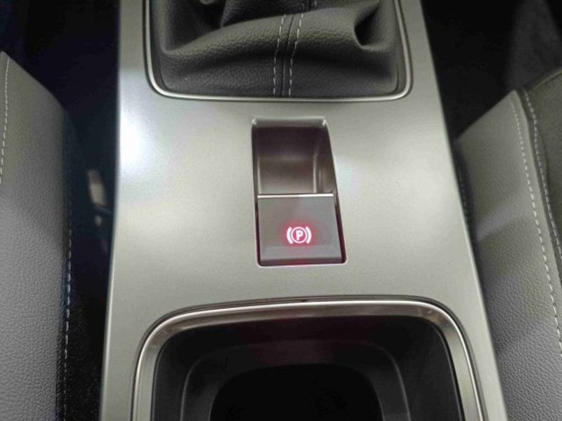 Opel Mokka nuova a Catania (19)