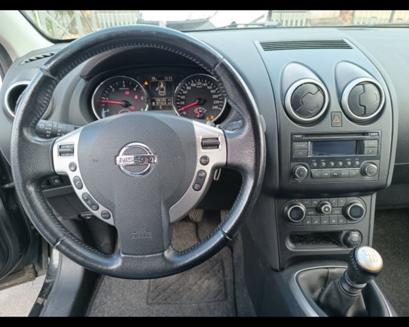 Nissan Qashqai usata a Catania (9)