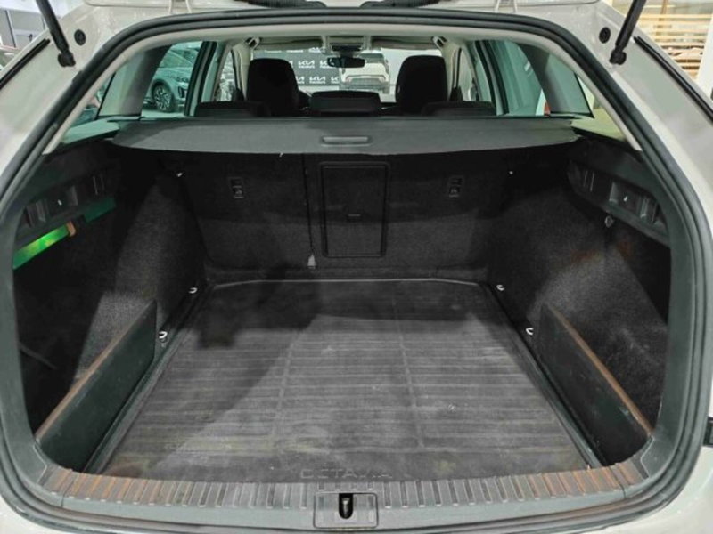 Skoda Octavia Station Wagon usata a Catania (12)