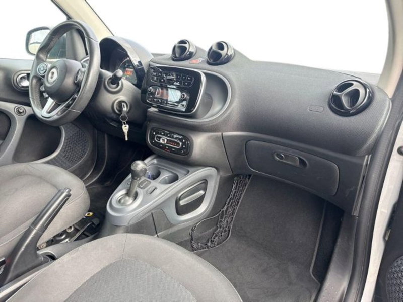 smart Fortwo usata a Catania (9)