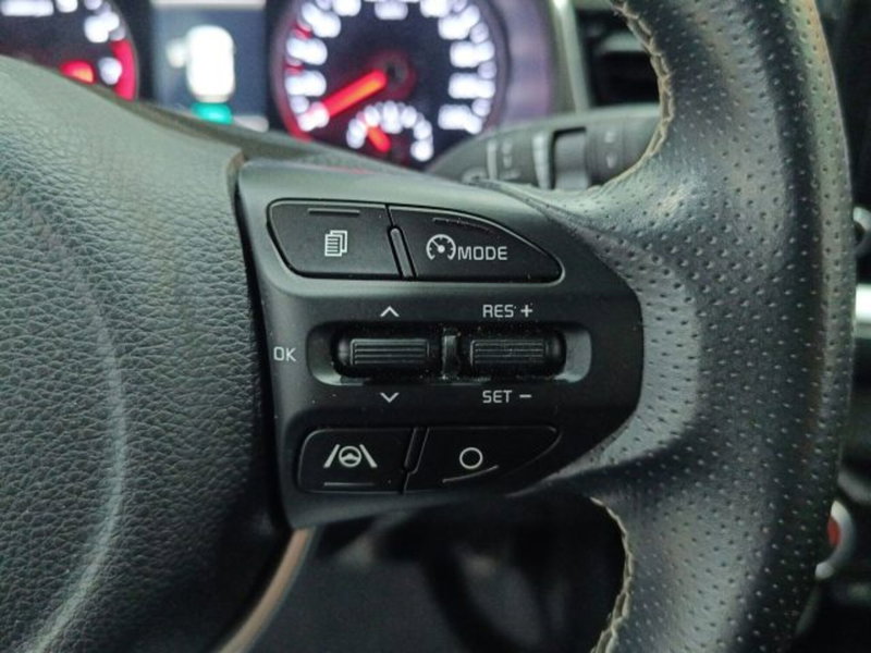 Kia Stonic usata a Catania (19)