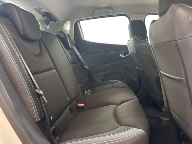 Renault Clio usata a Catania (11)