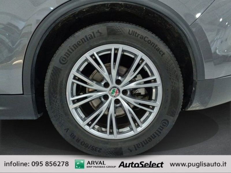 Alfa Romeo Stelvio usata a Catania (14)