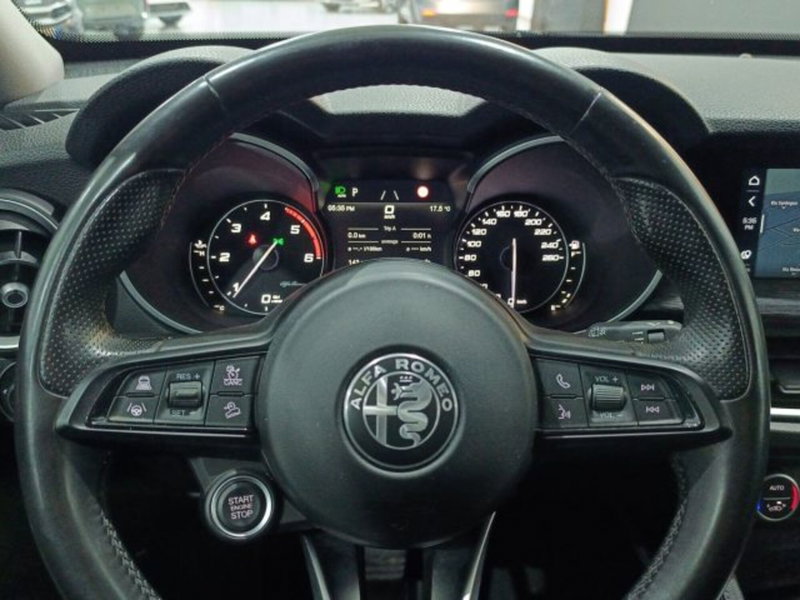 Alfa Romeo Stelvio usata a Catania (18)