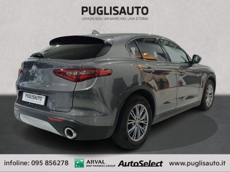 Alfa Romeo Stelvio usata a Catania (4)