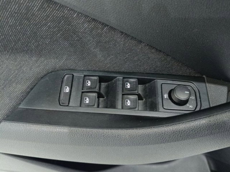 Skoda Kamiq usata a Catania (20)