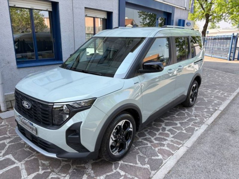 Ford Tourneo Courier nuova a Lodi