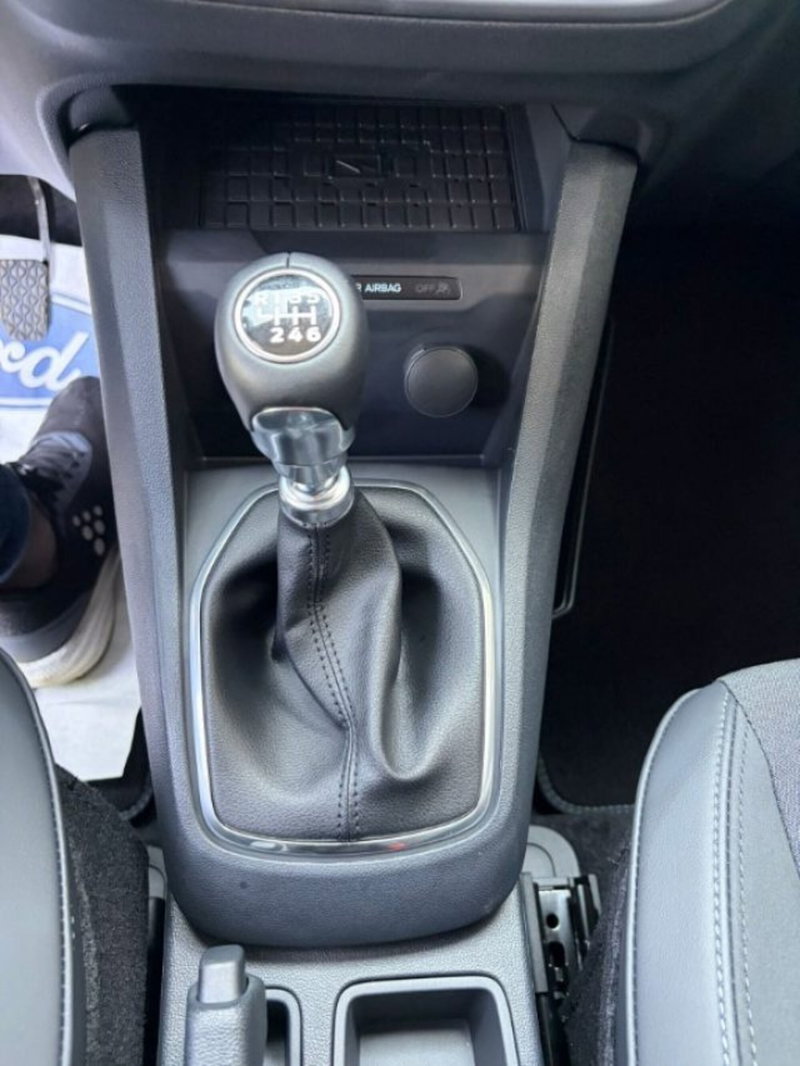 Ford Tourneo Courier nuova a Lodi (11)