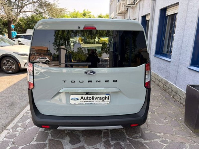 Ford Tourneo Courier nuova a Lodi (5)